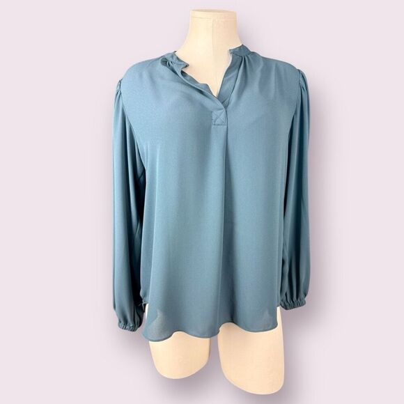 T TAHARI Slate Blue Inverted Pleat Long Sleeve Split Neck Blouse | Medium - Picture 1 of 4